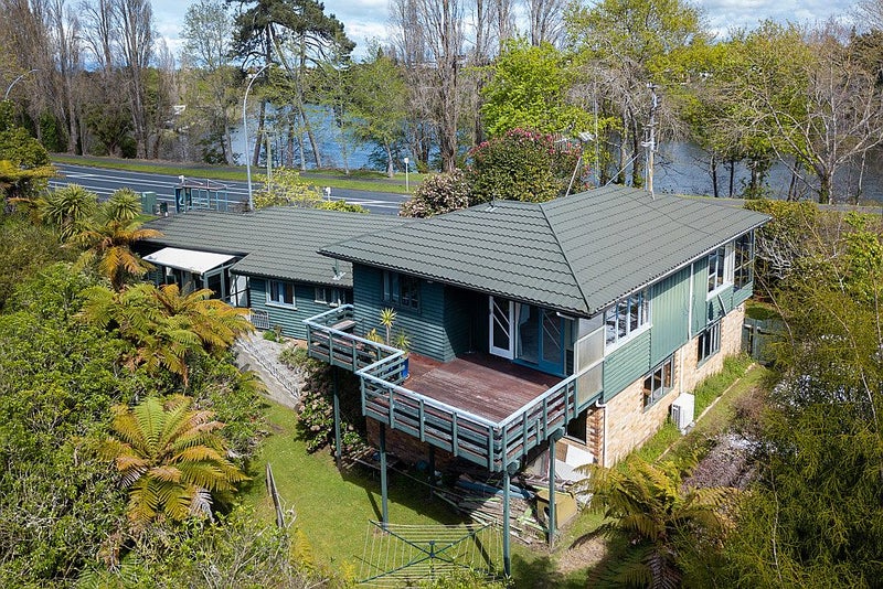 842 River Road, Chartwell, Hamilton - Carousel 1