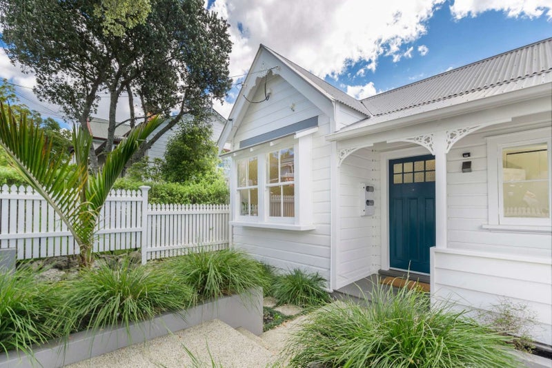 37 First Avenue, Kingsland, Auckland - Carousel 1