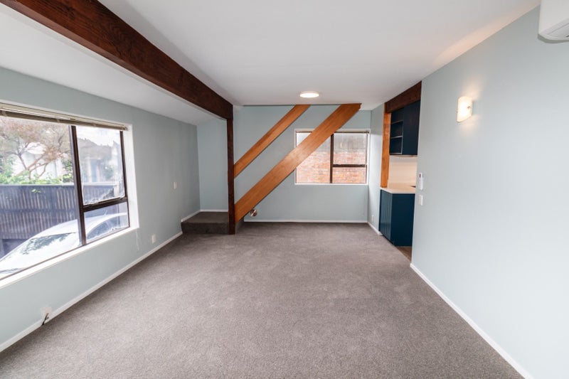 4/199 Grant Road, Thorndon, Wellington - Carousel 2