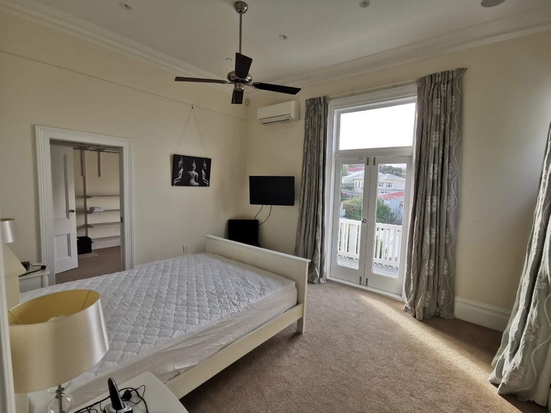 10 Bidwill Street, Mount Cook, Wellington - Carousel 1