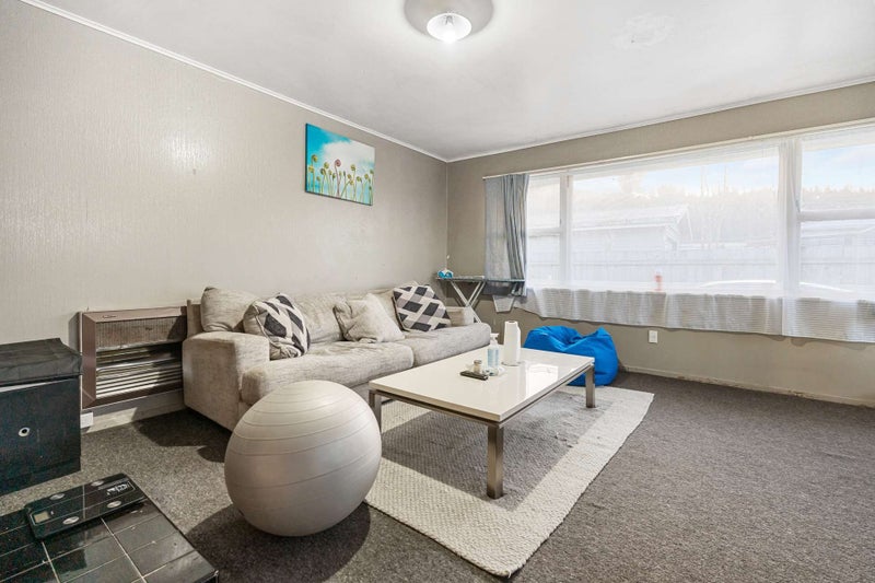 8 Korimako Street, Selwyn Heights, Rotorua - Carousel 1