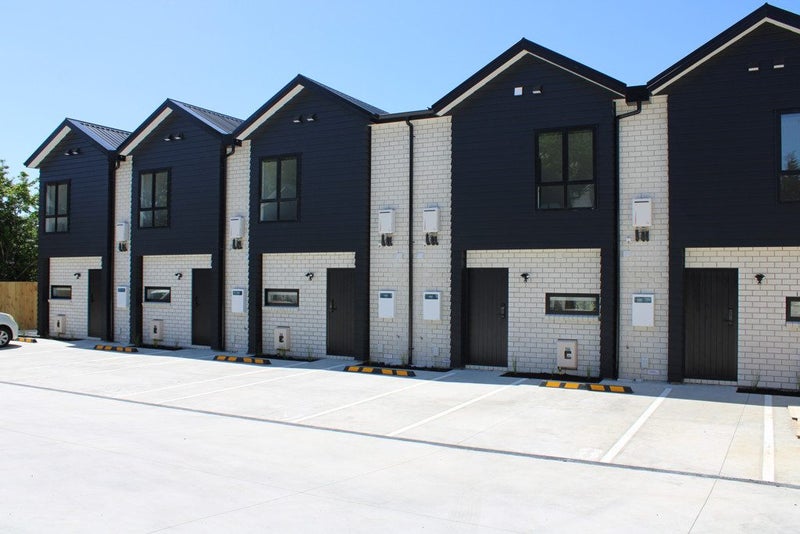 7/14 Ruakiwi Road, Hamilton Lake, Hamilton - Carousel 1