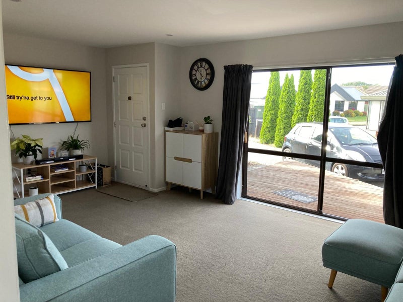 2 Giles Place, Shirley, Christchurch - Carousel 2