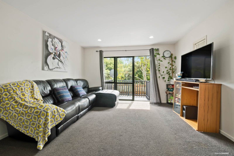 1826/10 John Jennings Drive, Oteha, Auckland - Carousel 2