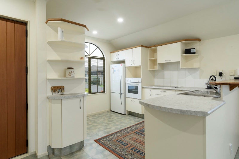22 Pyes Pa Road, Pyes Pa, Tauranga - Carousel 2