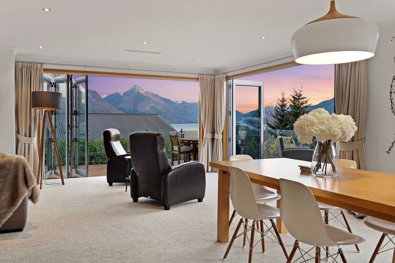 37 Suburb Street, Queenstown, Queenstown - Carousel 2