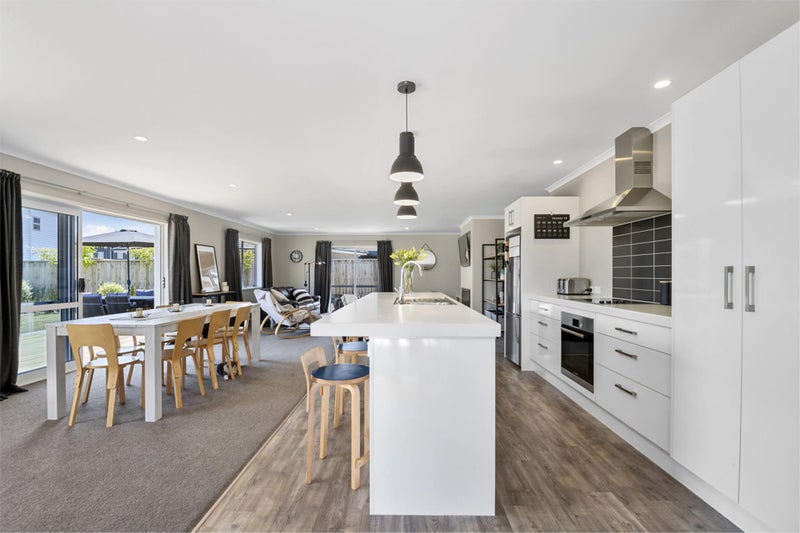 9 Rogers Place, Taupo - Carousel 2