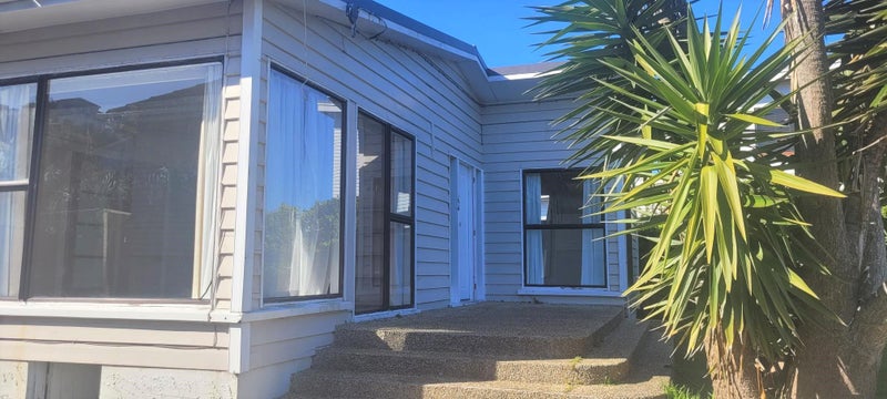 94 Mana Esplanade, Paremata, Porirua - Carousel 2