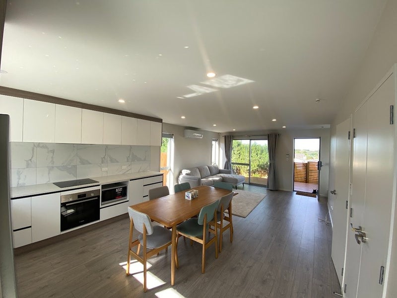 1/29 Commissariat Road, Mount Wellington, Auckland - Carousel 1