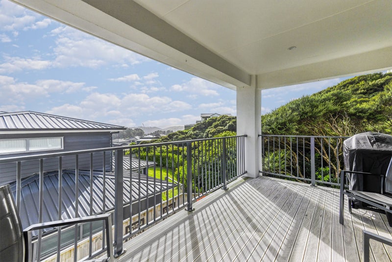 10 Okataina Way, Aotea, Porirua - Carousel 22