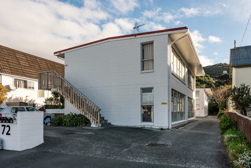 2/72 Freyberg Street, Lyall Bay, Wellington - Carousel 8