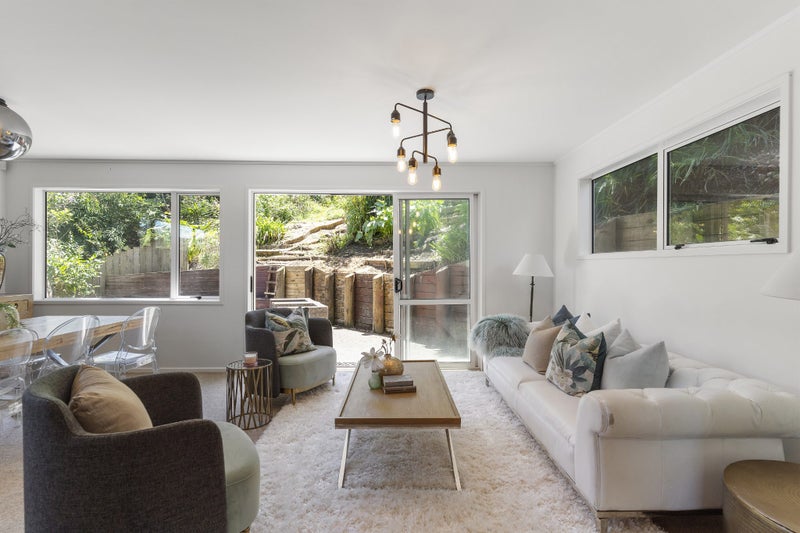 67A Ayton Drive, Totara Vale, Auckland - Carousel 1