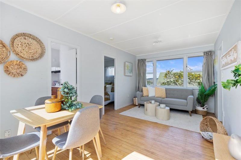 244A Waihi Road, Judea, Tauranga - Carousel 1