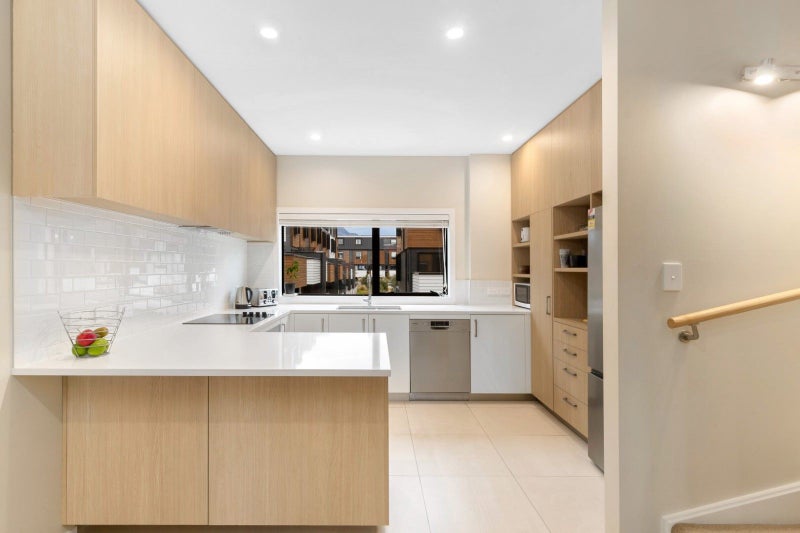 12 Cable Lane, Frankton, Queenstown - Carousel 2