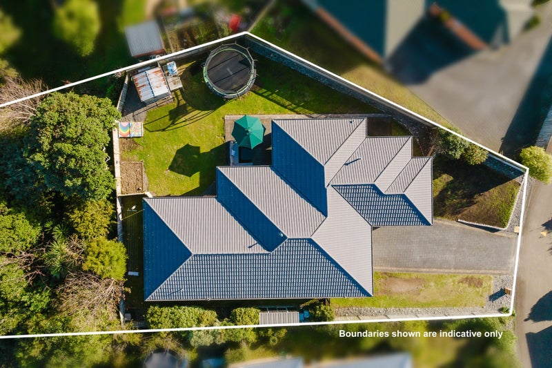 21 Crown Hill, Paraparaumu, Paraparaumu - Carousel 22