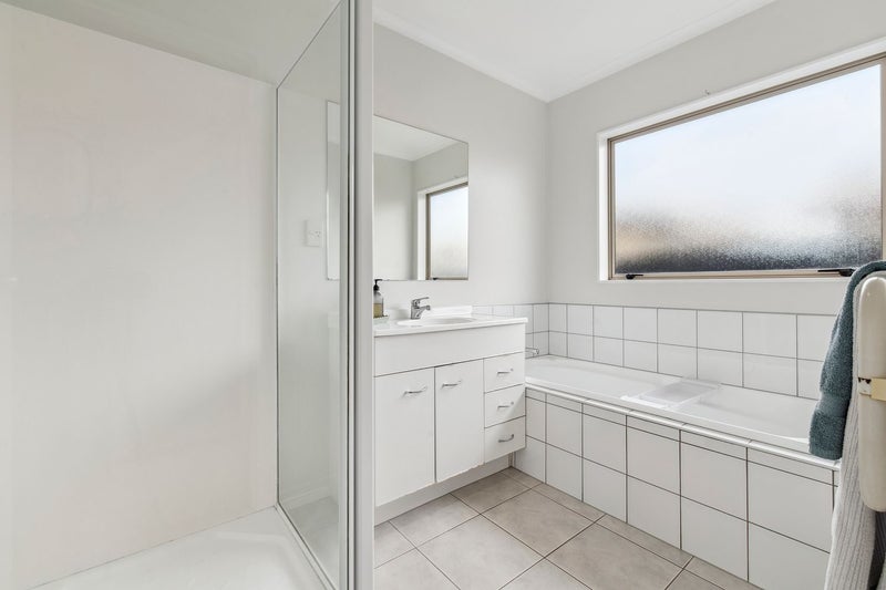 58 Aspiring Avenue, Flat Bush, Auckland - Carousel 15