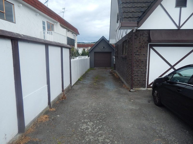 817B High Street, Boulcott, Lower Hutt - Carousel 14