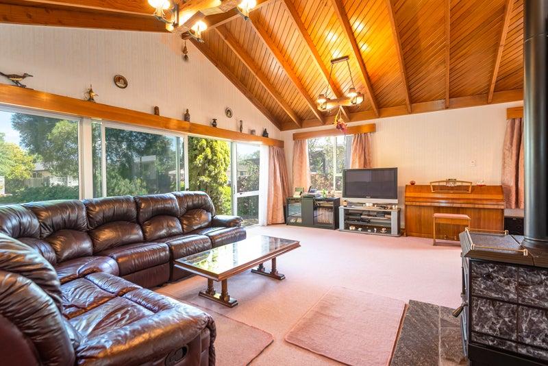 58 Royal Park Drive, Parklands, Christchurch - Carousel 2