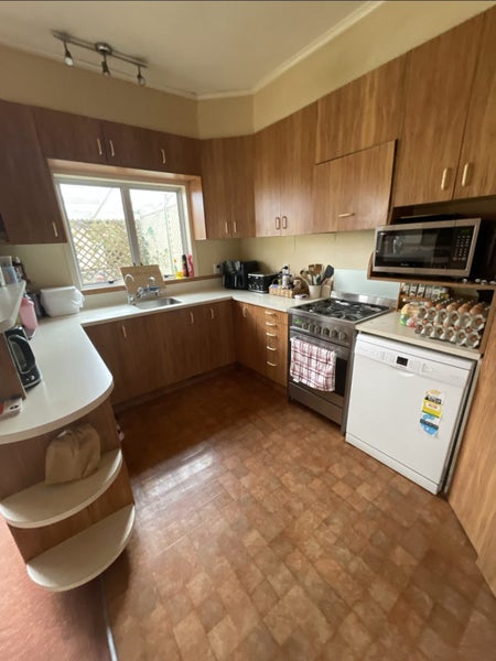 30 Flynn Road, Hillcrest, Hamilton - Carousel 2