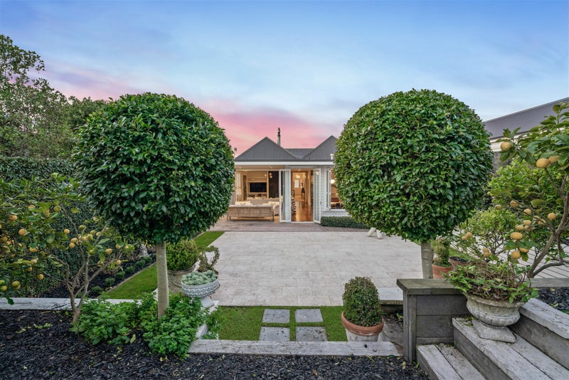 10 Sussex Street, Grey Lynn, Auckland - Carousel 2