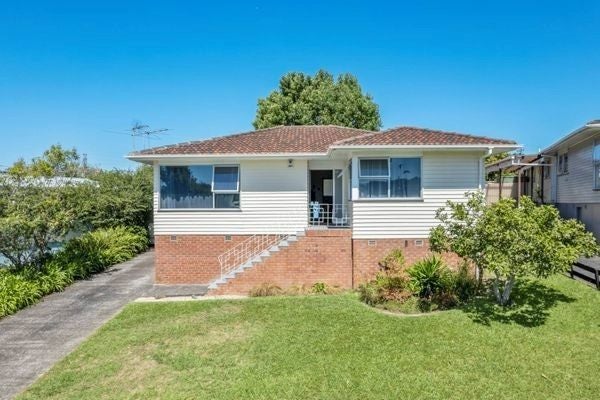 106 Farquhar Road, Glendene, Auckland - Carousel 1