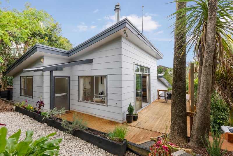 20 Lanigan Street, Birkdale, Auckland - Carousel 2