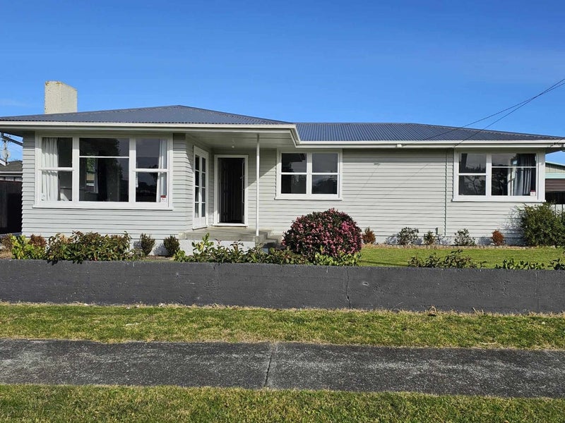 12 Titoki Street, Castlecliff, Whanganui - Carousel 2