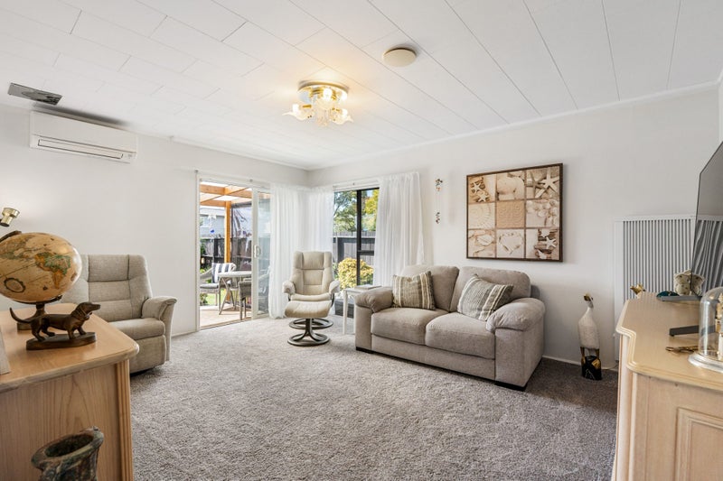 1/86 Stanley Road, Glenfield, Auckland - Carousel 2