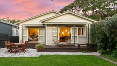 43 Darlington Road, Miramar, Wellington - Carousel 1