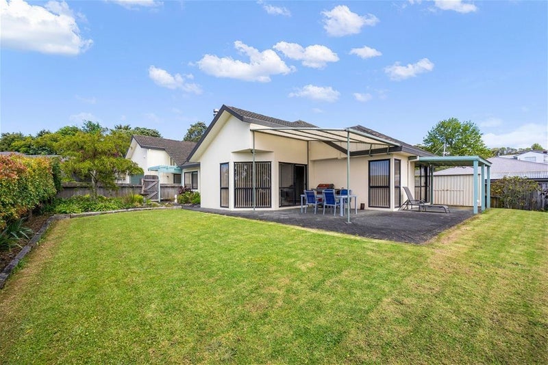 11 Sandpiper Grove, Unsworth Heights, Auckland - Carousel 4