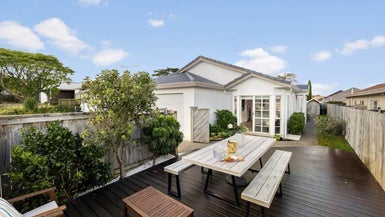 2/35 Mission View Drive, Northpark, Auckland - Carousel 1