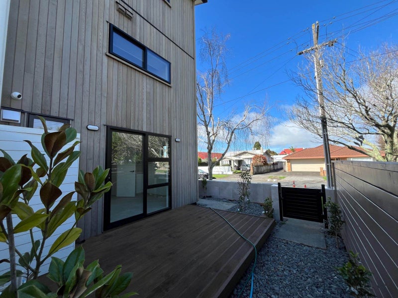 1/7 Erson Avenue, Royal Oak, Auckland - Carousel 33