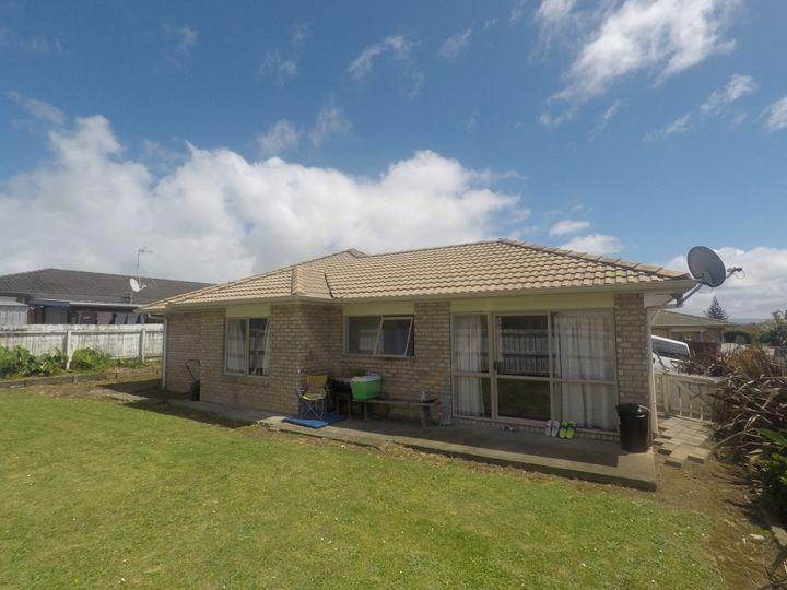 5 Novak Place, Mangere, Auckland - Carousel 2