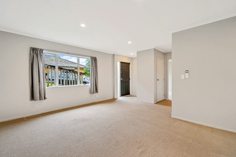 26 Kellett Road, Ranui, Auckland - Carousel 2