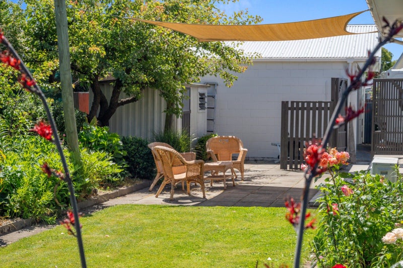 12 Washington Crescent, Redwoodtown, Blenheim - Carousel 1