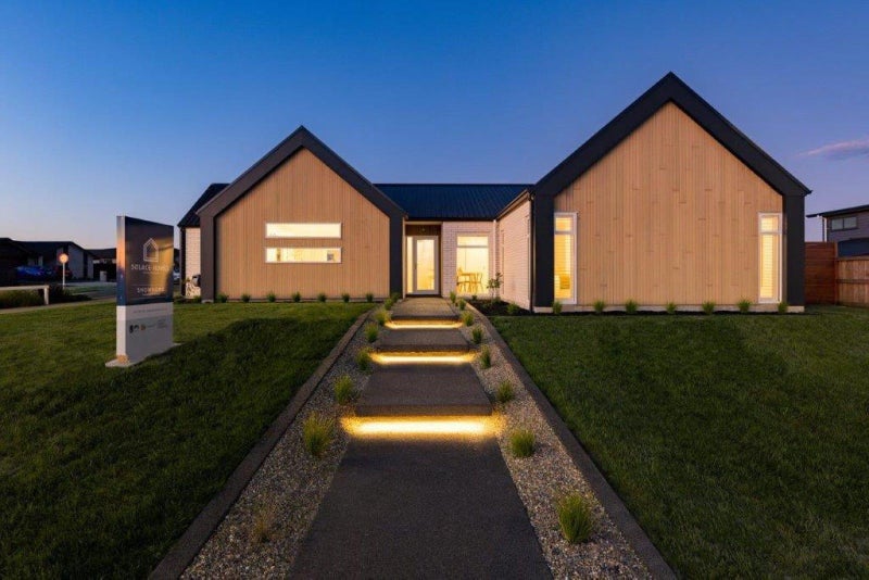 2 Iwi Road, Baverstock, Hamilton - Carousel 1