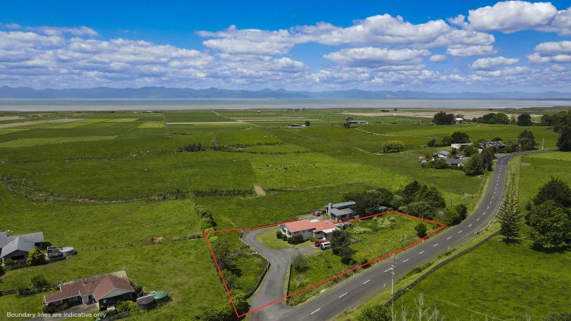 1152A Miranda Road, Pūkorokoro / Miranda, Kaiaua - Carousel 2