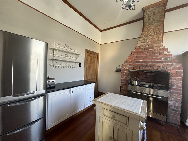 24 Elizabeth Street, Petone, Lower Hutt - Carousel 2