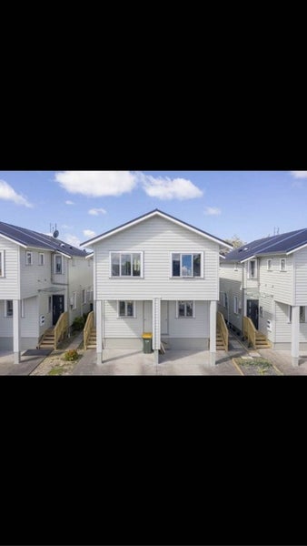 7/6 John Jennings Drive, Oteha, Auckland - Carousel 1