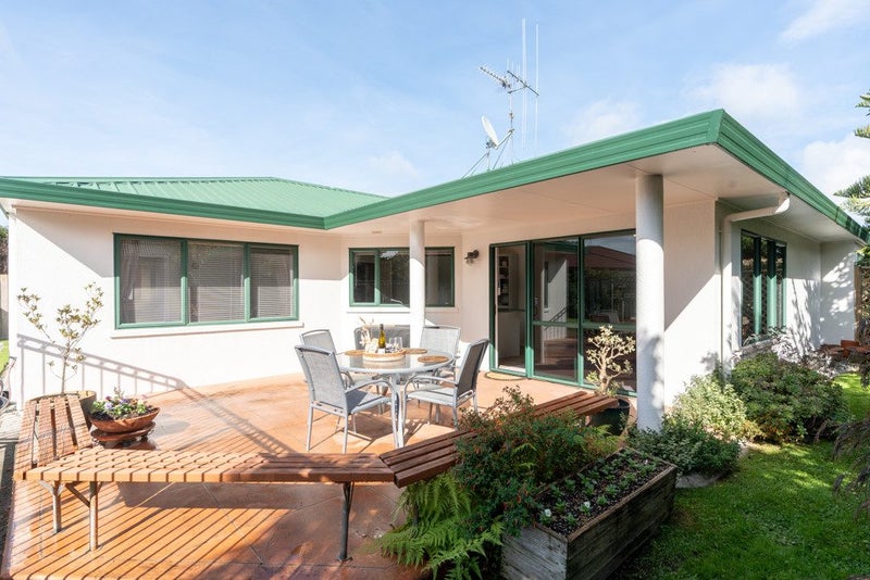 30 Caversham Drive, Rototuna, Hamilton - Carousel 2