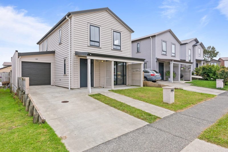 5 Kuparu Street, Weymouth, Auckland - Carousel 1