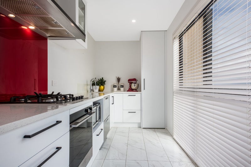 36 Red Beech Avenue, Woodridge, Wellington - Carousel 2