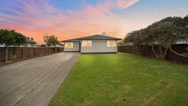 46 Cottingham Crescent, Mangere East, Auckland - Carousel 1