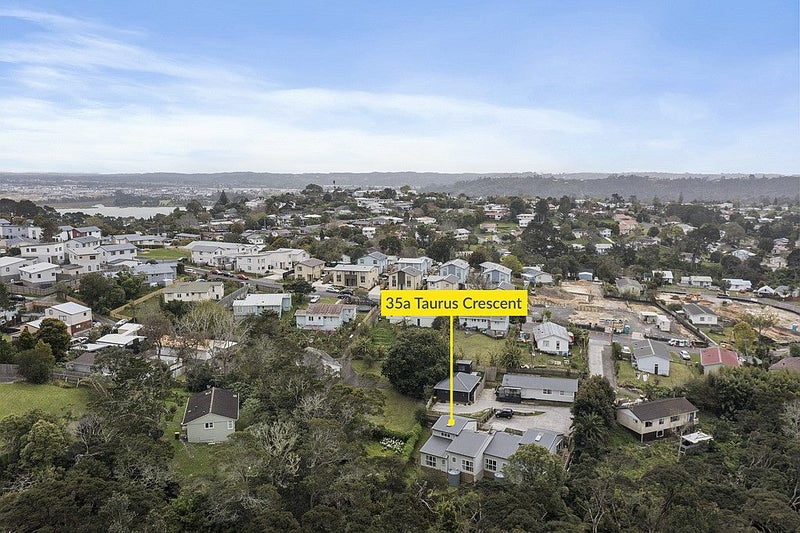 35A TAURUS CRES, Beach Haven, auckland - Carousel 22