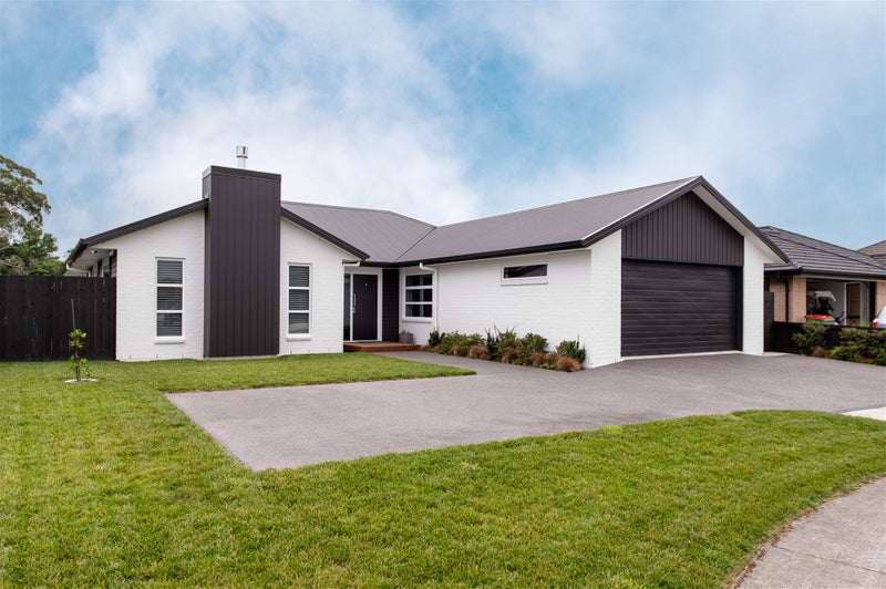 17 Matawhero Place, Hamilton - Carousel 1