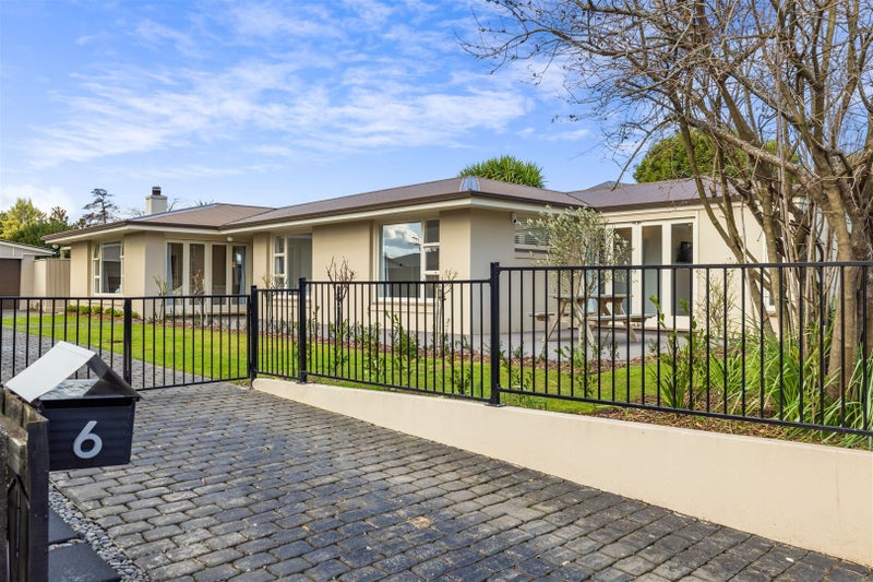 6 Burrows Place, Ilam, Christchurch - Carousel 1