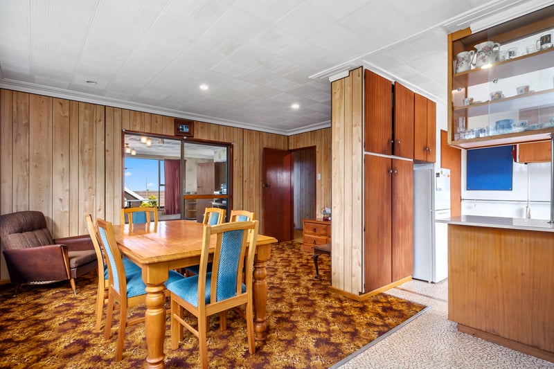 24 Tower Avenue, Waverley, Dunedin - Carousel 2