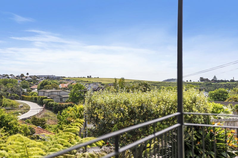 37 Comins Crescent, Mission Bay, Auckland - Carousel 40