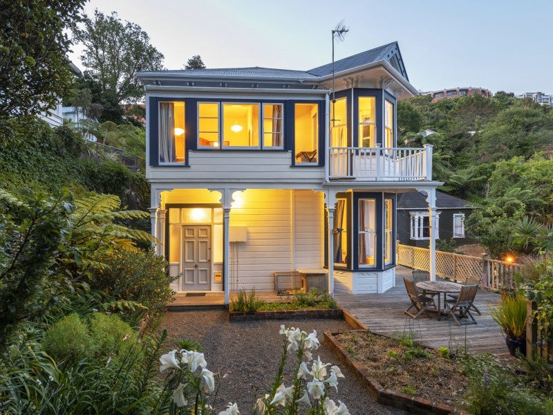 348 The Terrace, Te Aro, Wellington - Carousel 1