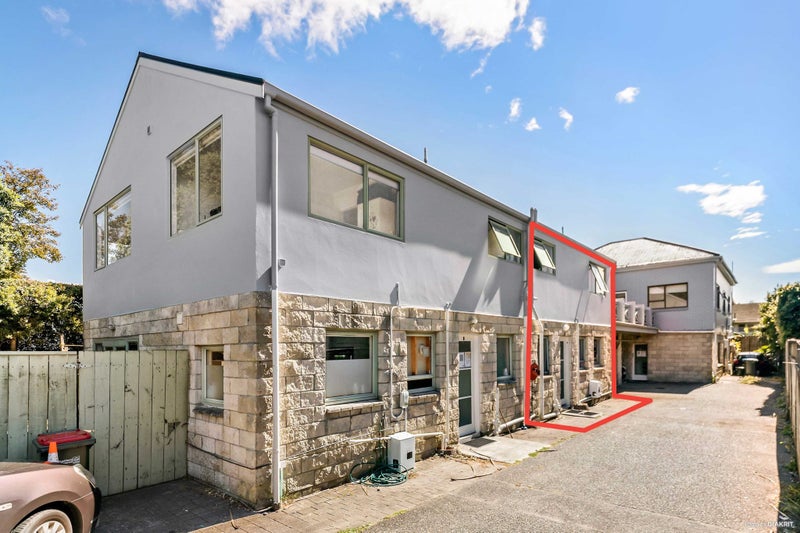 2/21 Grove Road, Sandringham, Auckland - Carousel 2